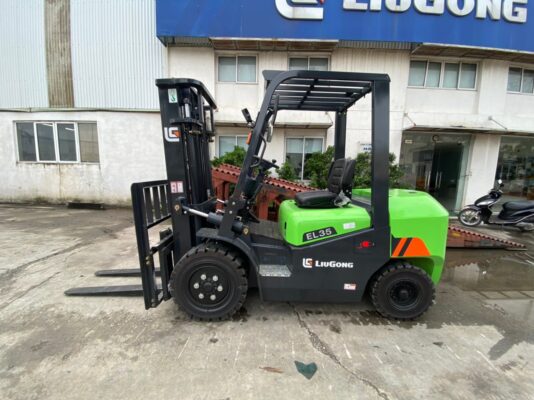 xe nâng dầu tại hà nam