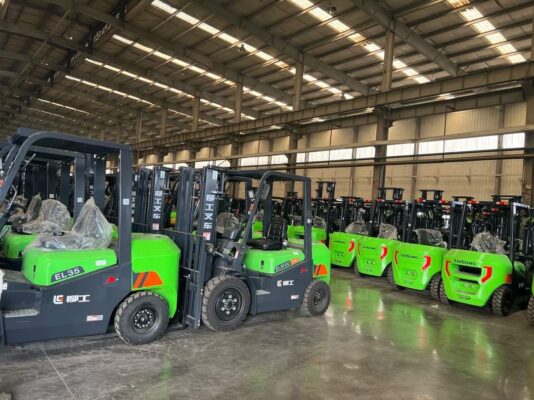 MUA XE NÂNG ĐIỆN