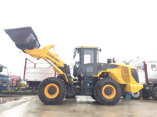 máy xúc lật liugong clg842h