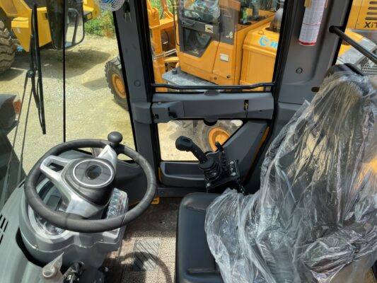 cabin máy xúc lật