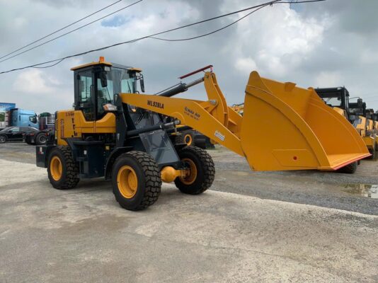 máy xúc lật cần dài Laigong WL928LA