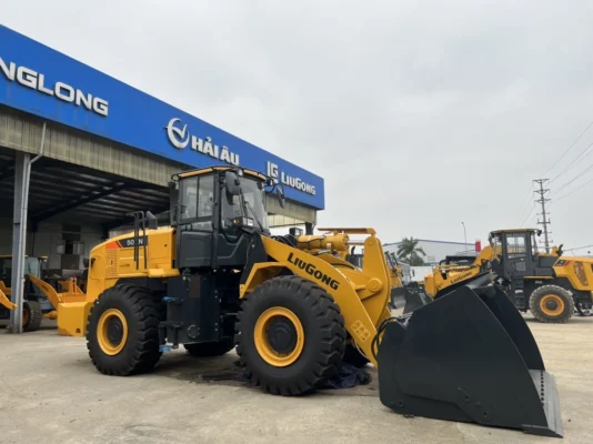 máy xúc lật Liugong 2 tầng đổ gầu 4.2m3