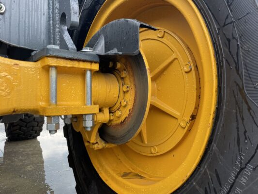 Hệ thống cầu dầu phanh đĩa máy xúc lật cần dài Laigong WL930LA