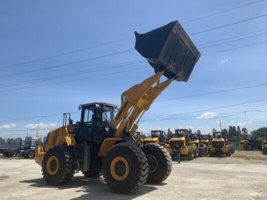 máy xúc lật Liugong CLG862H